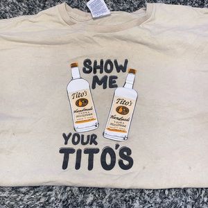 Women’s t-shirt. Size L